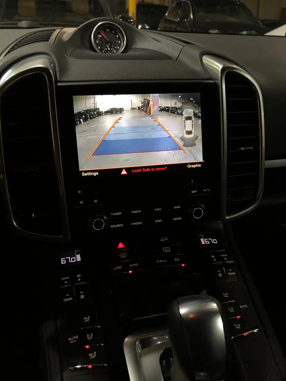 Backup camera on a Porsche Cayenne screen